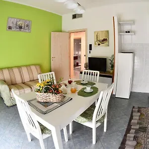 Affitti Turistici: Oasi Felice Casa vacanze Torrile
